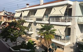 Phaethon Apartments & Studios